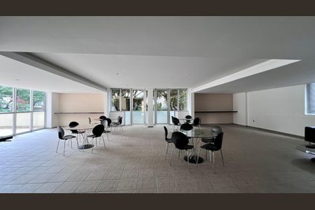 Apartamento à venda com 64m², 2 quartos e 2 vagasÁrea comum - Salão de festas