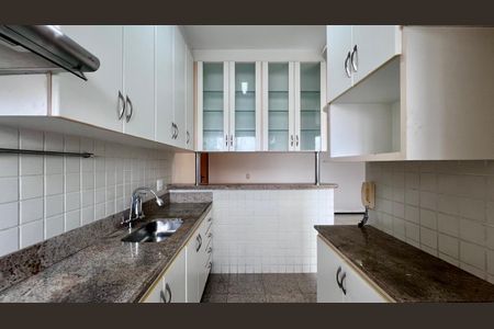 Apartamento à venda com 64m², 2 quartos e 2 vagascozinha
