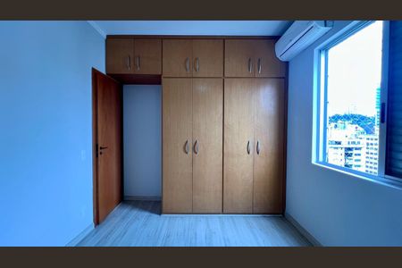 Apartamento à venda com 64m², 2 quartos e 2 vagasquarto 