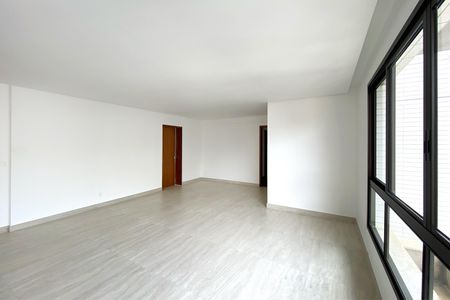 Sala de apartamento à venda com 4 quartos, 126m² em Serra, Belo Horizonte