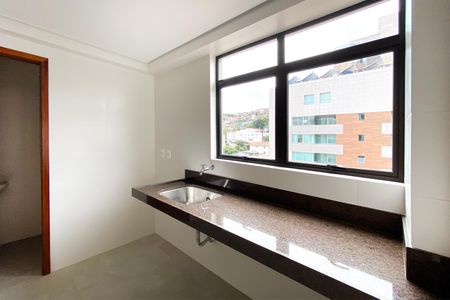 Apartamento à venda com 126m², 4 quartos e 3 vagasÁrea de Serviço