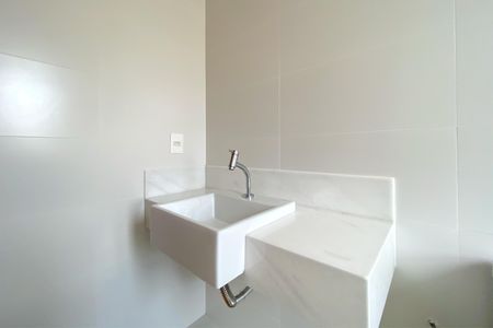 Apartamento à venda com 126m², 4 quartos e 3 vagasBanheiro da Suíte 2