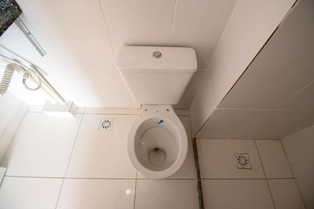 Apartamento para alugar com 55m², 2 quartos e 1 vaga Apartamento para alugar com 55m², 2 quartos e 1 vagaBanheiro da Suíte
