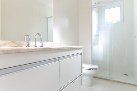 Apartamento para alugar com 260m², 4 quartos e 3 vagasBanheiro da Suíte 1