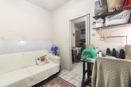 Sala  de casa à venda com 2 quartos, 105m² em Chácara Seis de Outubro, São Paulo