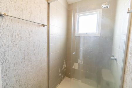 Casa de condomínio à venda com 80m², 2 quartos e 1 vagaBanheiro