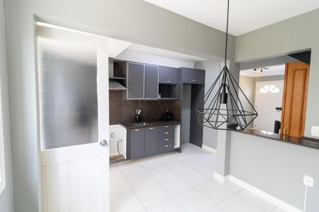 Cozinha de casa de condomínio para alugar com 2 quartos, 80m² em Cavalhada, Porto Alegre