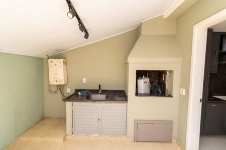 Casa de condomínio à venda com 80m², 2 quartos e 1 vagaChurrasqueira