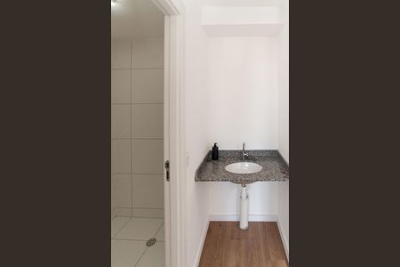 Apartamento para alugar com 36m², 2 quartos e 1 vaga Apartamento para alugar com 36m², 2 quartos e 1 vagaBanheiro