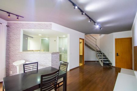 Apartamento para alugar com 104m², 1 quarto e 2 vagasSala