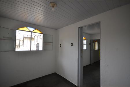 Quarto 2 de casa para alugar com 2 quartos, 60m² em Honório Gurgel, Rio de Janeiro