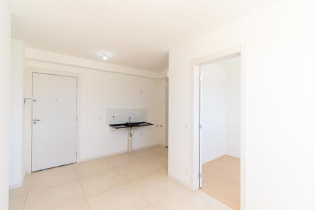 Sala de apartamento para alugar com 2 quartos, 35m² em Cidade São Mateus, São Paulo