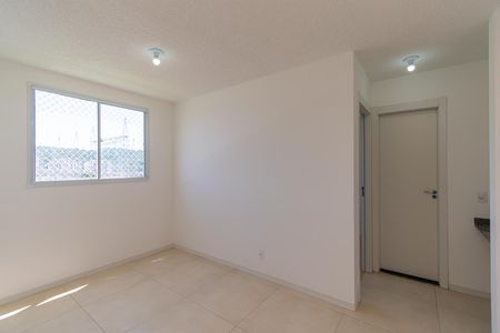 Sala de apartamento para alugar com 2 quartos, 35m² em Cidade São Mateus, São Paulo