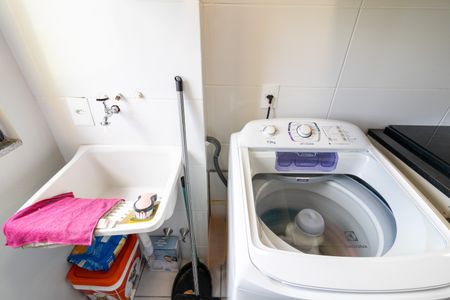 Apartamento para alugar com 50m², 2 quartos e 1 vaga Apartamento para alugar com 50m², 2 quartos e 1 vagaCozinha e Área de Serviço