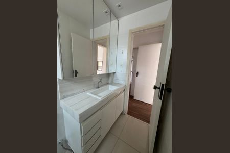 Apartamento para alugar com 80m², 3 quartos e 1 vaga
