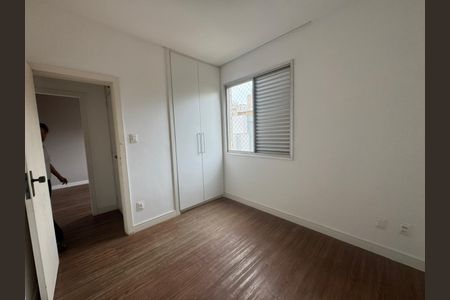 Apartamento para alugar com 80m², 3 quartos e 1 vaga