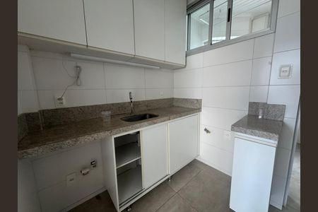 Apartamento para alugar com 80m², 3 quartos e 1 vaga