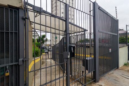 Apartamento para alugar com 44m², 2 quartos e 1 vaga Apartamento para alugar com 44m², 2 quartos e 1 vagaFachada