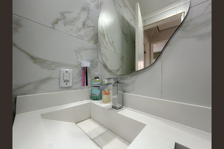 Apartamento para alugar com 37m², 2 quartos e sem vagaBanheiro