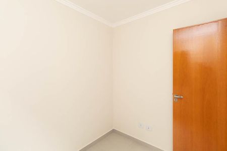 Quarto 2 de apartamento para alugar com 2 quartos, 37m² em Vila Nivi, São Paulo