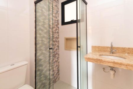 Apartamento para alugar com 37m², 2 quartos e 1 vaga Apartamento para alugar com 37m², 2 quartos e 1 vagaBanheiro