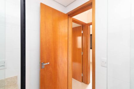 Apartamento para alugar com 37m², 2 quartos e 1 vaga Apartamento para alugar com 37m², 2 quartos e 1 vagaBanheiro