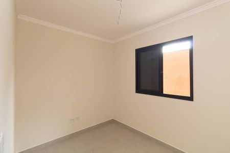 Quarto 1 de apartamento para alugar com 2 quartos, 37m² em Vila Nivi, São Paulo