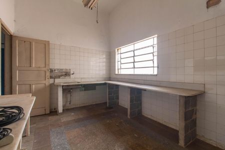 Casa para alugar com 248m², 2 quartos e 4 vagasCozinha da Garagem