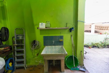 Casa para alugar com 70m², 3 quartos e 1 vagaÁrea de Serviço