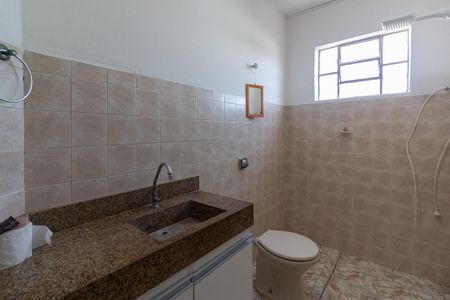 Casa para alugar com 70m², 3 quartos e 1 vagaBanheiro Social