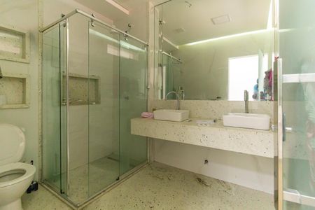 Banheiro de kitnet/studio para alugar com 1 quarto, 40m² em Tatuapé, São Paulo