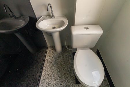 Banheiro de kitnet/studio para alugar com 1 quarto, 40m² em Tatuapé, São Paulo