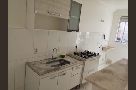 Cozinha de apartamento à venda com 2 quartos, 60m² em Coronel Aparicio Borges, Porto Alegre