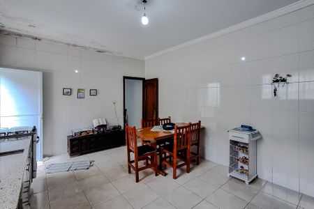 Casa para alugar com 261m², 3 quartos e 4 vagasCozinha