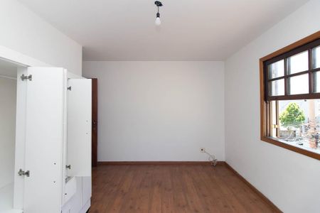 Quarto Suíte de casa para alugar com 3 quartos, 81m² em Parque Casa de Pedra, São Paulo