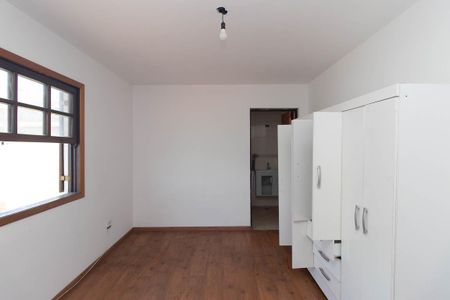 Quarto Suíte de casa para alugar com 3 quartos, 81m² em Parque Casa de Pedra, São Paulo