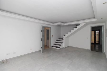 Sala de casa para alugar com 3 quartos, 81m² em Parque Casa de Pedra, São Paulo