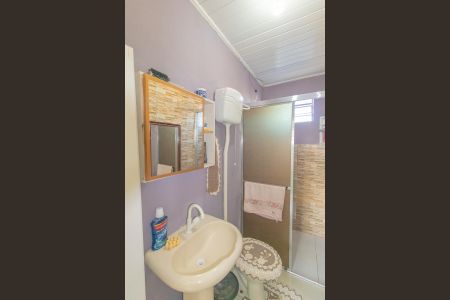 Casa à venda com 77m², 3 quartos e 1 vagaBanheiro da Suíte 2