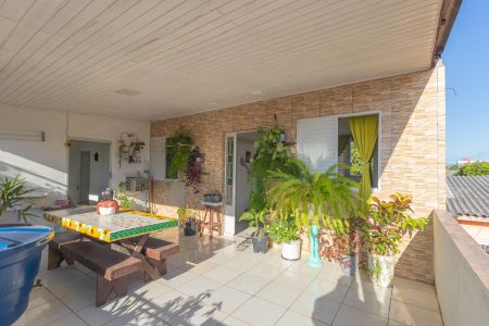 Casa à venda com 77m², 3 quartos e 1 vagaVaranda