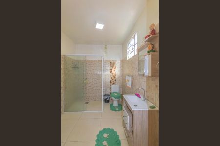 Casa à venda com 77m², 3 quartos e 1 vagaBanheiro da Suíte