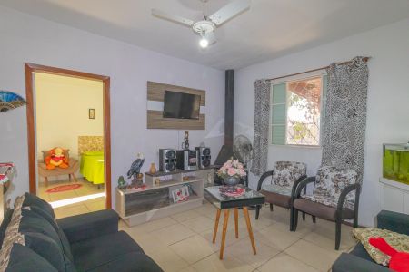 Casa à venda com 77m², 3 quartos e 1 vagaSala