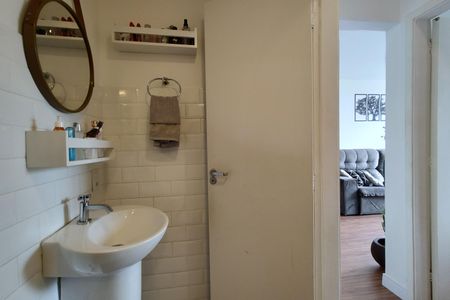 Apartamento à venda com 62m², 2 quartos e 1 vaga Apartamento à venda com 62m², 2 quartos e 1 vagaBanheiro Social