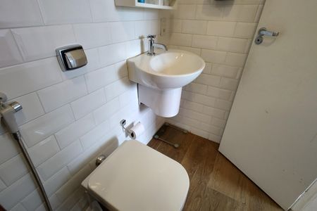 Apartamento à venda com 62m², 2 quartos e 1 vaga Apartamento à venda com 62m², 2 quartos e 1 vagaBanheiro Social