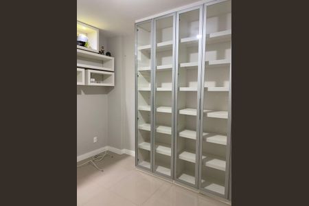 Apartamento para alugar com 108m², 3 quartos e sem vagaQuarto