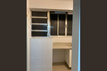 Apartamento para alugar com 108m², 3 quartos e sem vagaCozinha