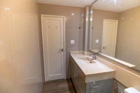 Apartamento à venda com 108m², 3 quartos e sem vagaBanheiro