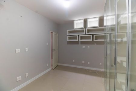 Apartamento à venda com 108m², 3 quartos e sem vagaQuarto 3