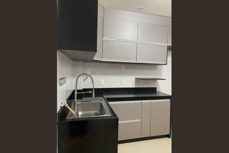 Apartamento para alugar com 108m², 3 quartos e sem vagaCozinha