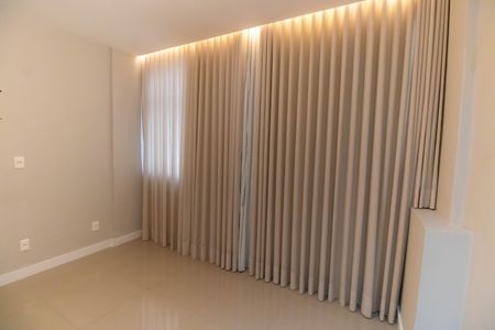 Quarto 1 de apartamento à venda com 3 quartos, 108m² em Ingá, Niterói