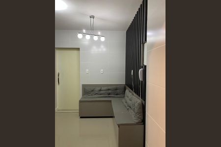 Apartamento para alugar com 108m², 3 quartos e sem vagaSala